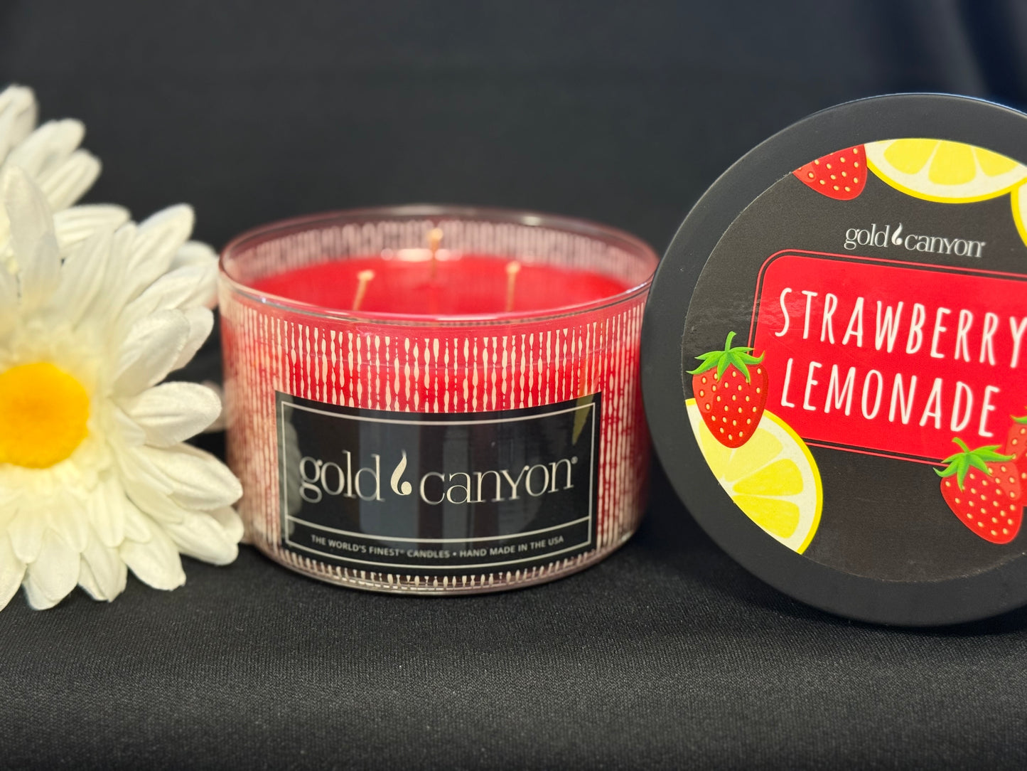 Strawberry Lemonade 10oz Gold Canyon Candle