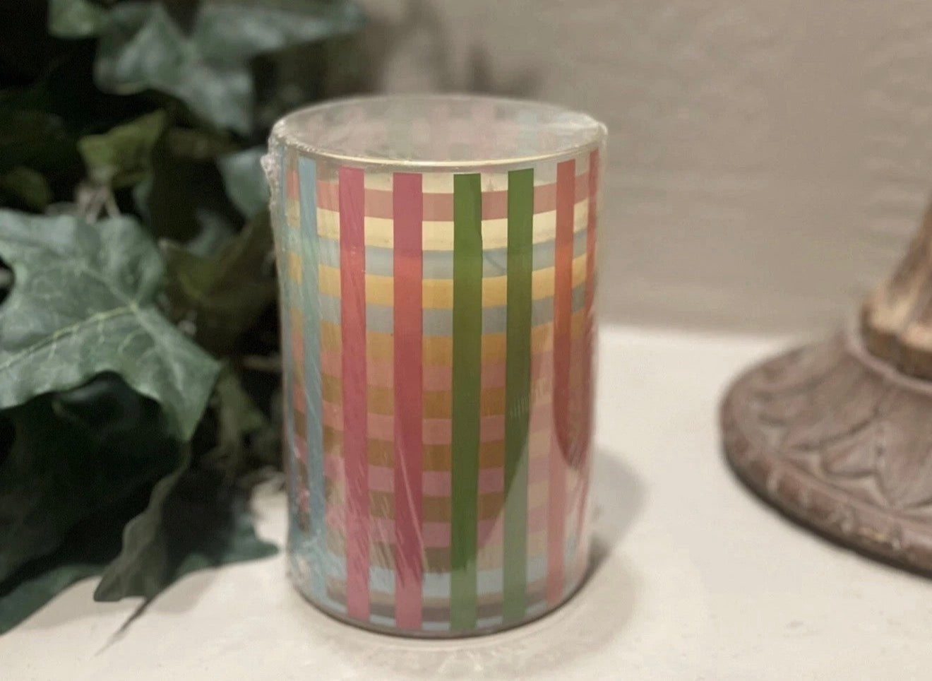 Berry Kiwi Kiss~22oz Gold Canyon Candle