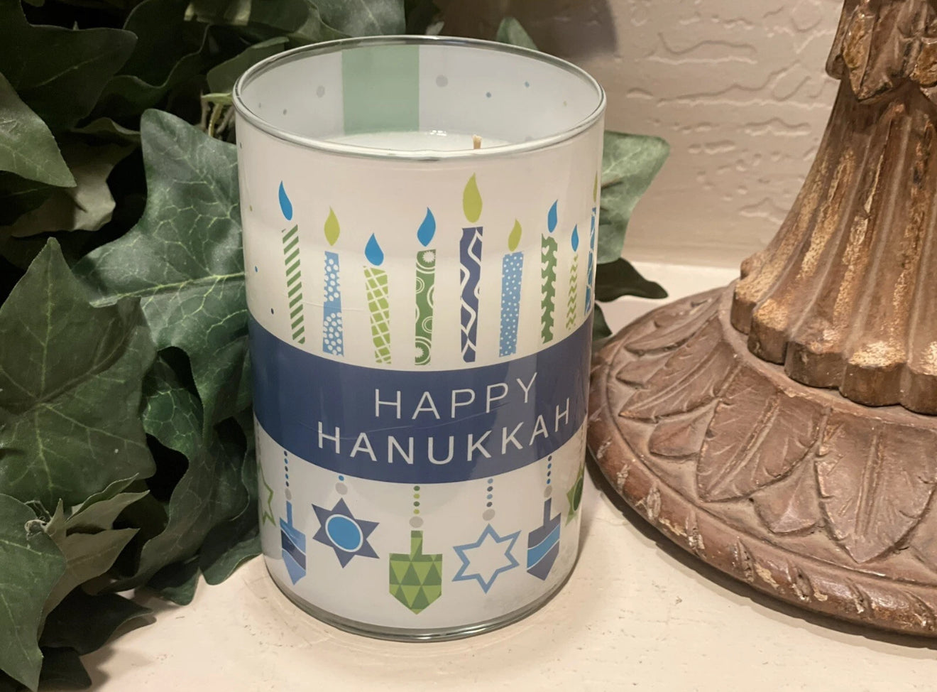 Alpine Cedar 22oz Gold Canyon Candle