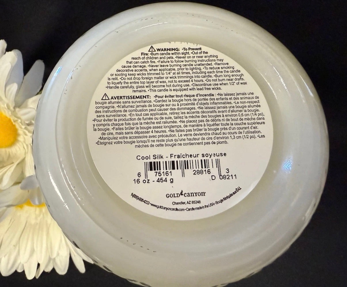 Cool Silk -16oz Original Gold Canyon Candle
