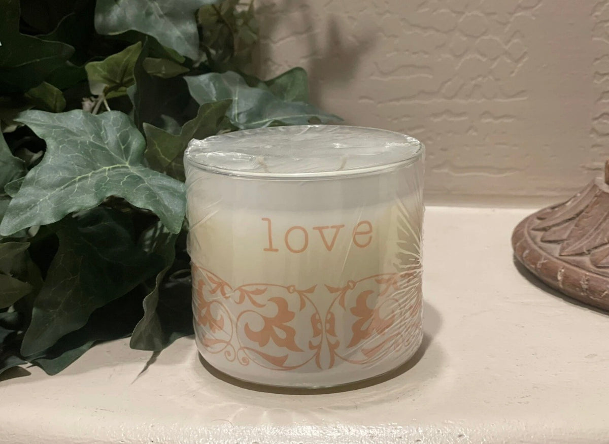 Pomegranate 16oz Gold Canyon Candle